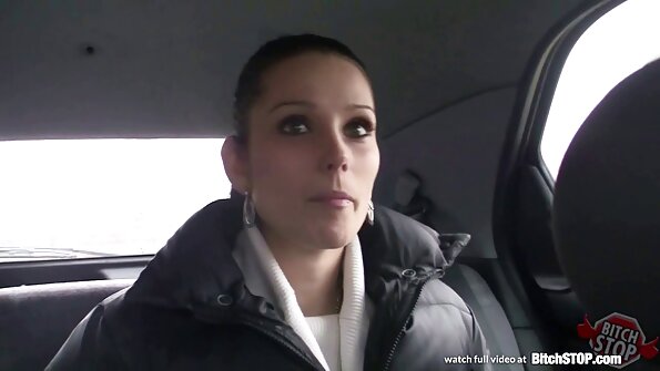 Black Beef Between Jennla Moores Lips